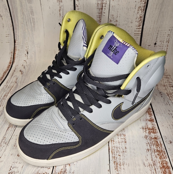 2009 Nike RT1 High / Mens Size 10.5 / Colorway - Blue, Gray, & Yellow - Picture 3 of 12